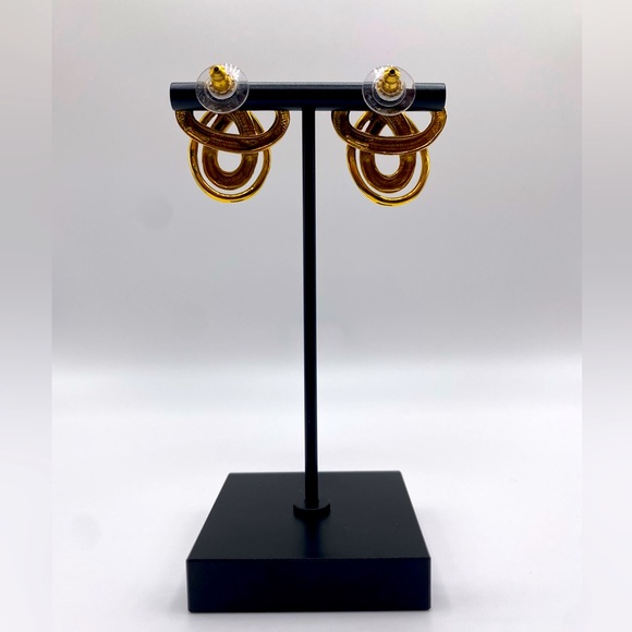 Gold Earrings - Picture 2 of 2